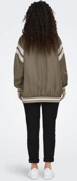 Only Jas Onlcoleen Oversized Bomber Jacket 15285348 Cub Dames Maat - XL -Only 512x1200 7