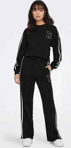 Only Trui Onlselina L/s O-neck Swt 15280427 Black/r Dames Maat - S -Only 576x1200 1