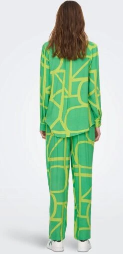 Only Blouse Onlava L/s Oversized Shirt Ptm 15283399 Kelly Green Dames Maat - XL -Only 585x1200 6