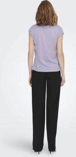 ONLY ONLSILVERY S/S V NECK LUREX TOP JRS NOOS Dames Top - Maat XL -Only 586x1200 9