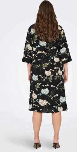 Only Carmakoma Carluxmie Jurk Zwart Gebloemd Maat 48 -Only 607x1200 2
