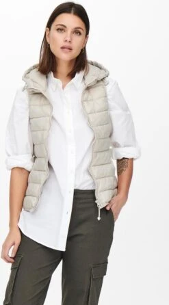 ONLY ONLNEWTAHOE HOOD WAISTCOAT OTW NOOS Dames Gilet - Maat S 17 ONLY ONLNEWTAHOE HOOD WAISTCOAT OTW NOOS Dames Gilet - Maat S -Only 665x1200 4