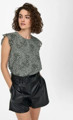 ONLY ONLANN STAR S/L FRILL TOP NOOS PTM Dames T-shirt - Maat S -Only 732x1200 2