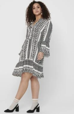 ONLY CARMAKOMA ONLY Tuniek CARMARRAKESH -Only 783x1200 5