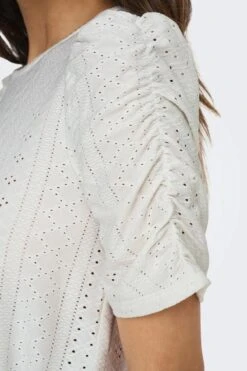 Only T-shirt Onlsandra S/s Puff Top Jrs 15289686 Cloud Dancer Dames Maat - M 12 Only T-shirt Onlsandra S/s Puff Top Jrs 15289686 Cloud Dancer Dames Maat - M -Only 800x1200 150