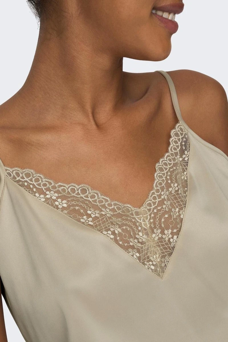 Only ONLVICTORIA SL LACE MIX SINGLET - Creme Beige 8 Only ONLVICTORIA SL LACE MIX SINGLET - Creme Beige - Afbeelding 6