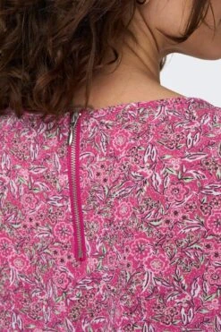 Only T-shirt Onlvic S/s Aop Top Noos Ptm 15161116 Verry Berry/floral Boh Dames Maat - 44 12 Only T-shirt Onlvic S/s Aop Top Noos Ptm 15161116 Verry Berry/floral Boh Dames Maat - 44 -Only 800x1200 194