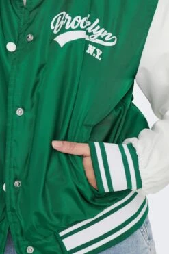 ONLY ONLNEWCOLEEN BOMBER JACKET CC OTW Dames Bomberjack - Maat S -Only 800x1200 93