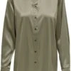ONLY ONLVICTORIA LS LOOSE SATIN SHIRT NOOSWVN Dames Blouse - Maat L 1 ONLY ONLVICTORIA LS LOOSE SATIN SHIRT NOOSWVN Dames Blouse - Maat L -Only 814x1200 3