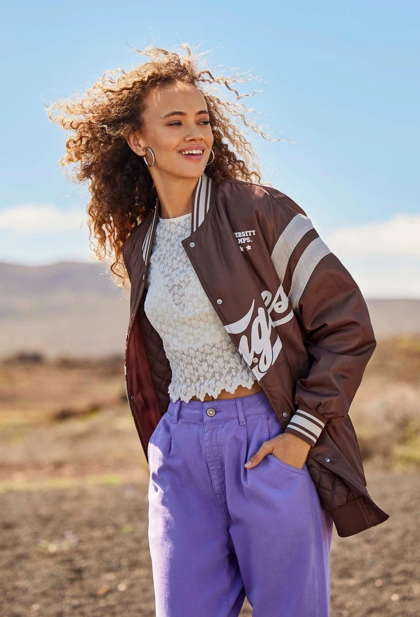 Only Jas Onlcoleen Oversized Bomber Jacket 15285348 Cub Dames Maat - L 6 Only Jas Onlcoleen Oversized Bomber Jacket 15285348 Cub Dames Maat - L - Afbeelding 4