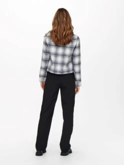 Only Jas Onllou Short Check Jacket Otw Noos 15208838 Pumice Stone/allure Dames Maat - L 20 Only Jas Onllou Short Check Jacket Otw Noos 15208838 Pumice Stone/allure Dames Maat - L -Only 900x1200 143