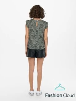 ONLY ONLANN STAR S/L FRILL TOP NOOS PTM Dames T-shirt - Maat M 26 ONLY ONLANN STAR S/L FRILL TOP NOOS PTM Dames T-shirt - Maat M -Only 900x1200 264