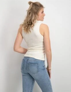 ONLY ONLNESSA S/L HIGHNECK RIB TOP JRS NOOS Dames - Maat M 27 ONLY ONLNESSA S/L HIGHNECK RIB TOP JRS NOOS Dames - Maat M -Only 927x1200 98